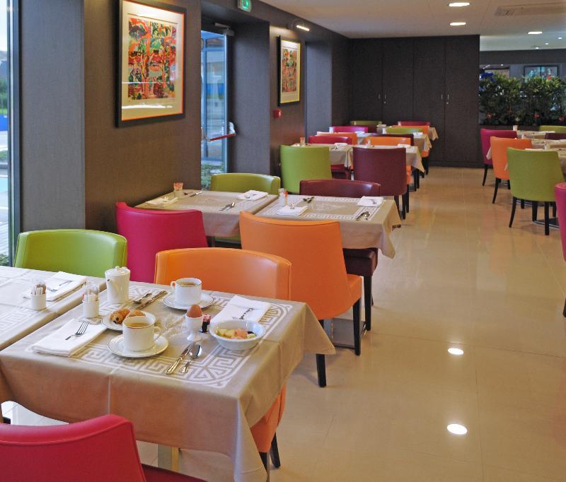 Roi Soleil Prestige Strasbourg Otel Schiltigheim Dış mekan fotoğraf
